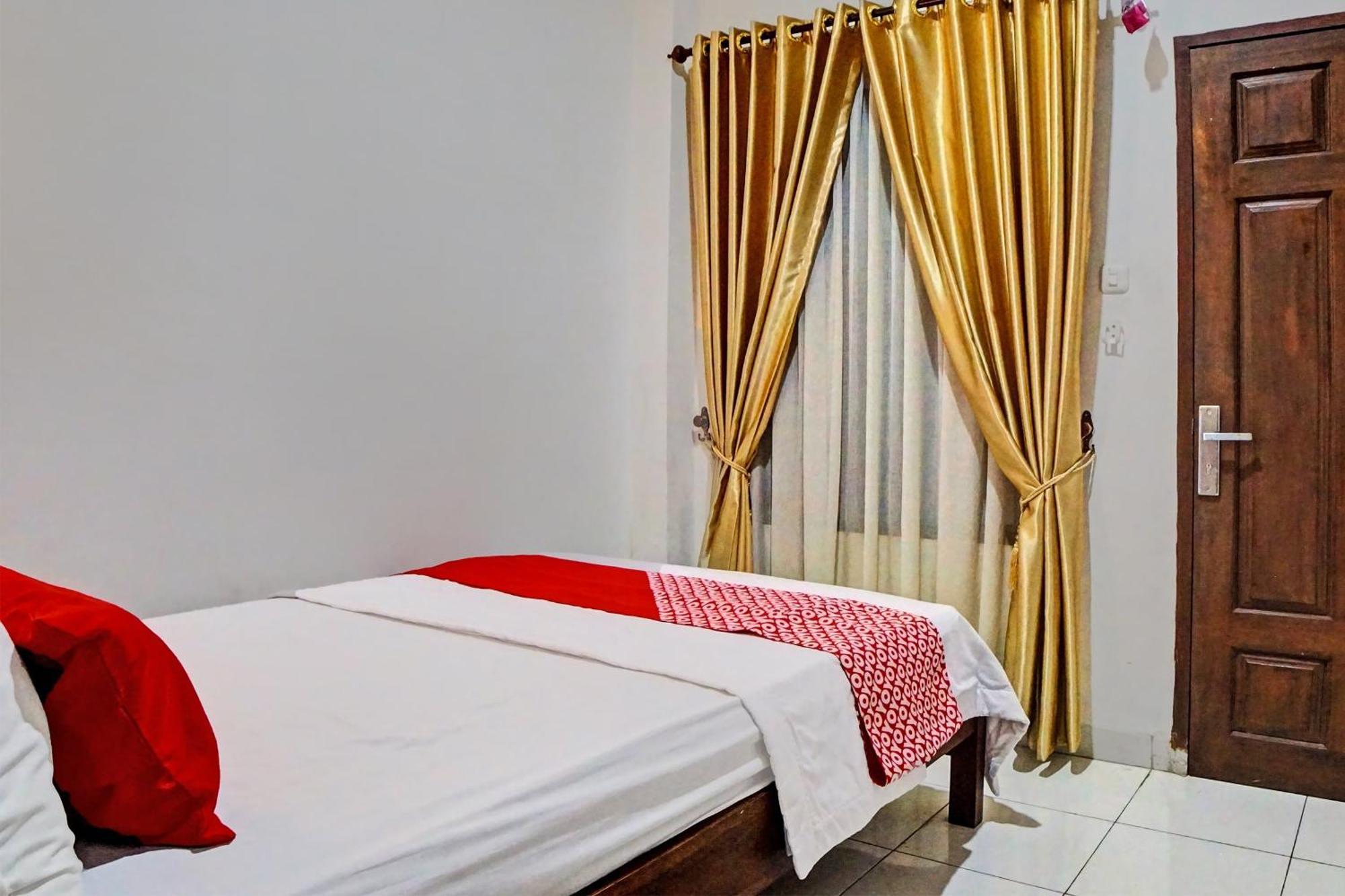 Oyo 92638 Jr Residence Syariah Medan Exteriér fotografie